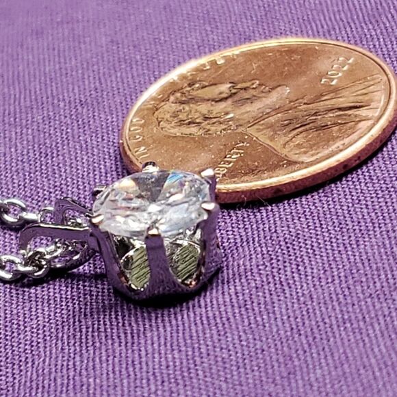 Cubic Zirconia Clear Crystal Solitaire Pendant Necklace In Silver Tone - Picture 5 of 10